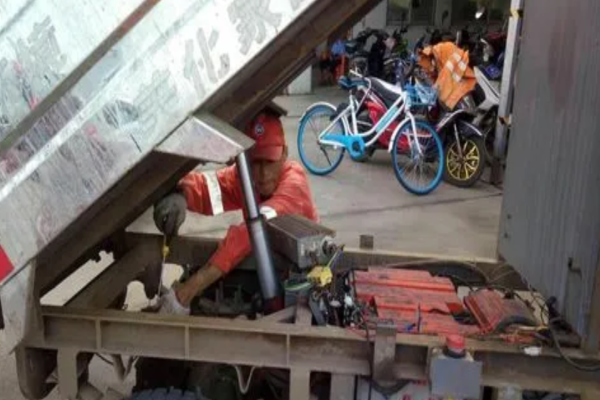 酉阳电动三轮车救援